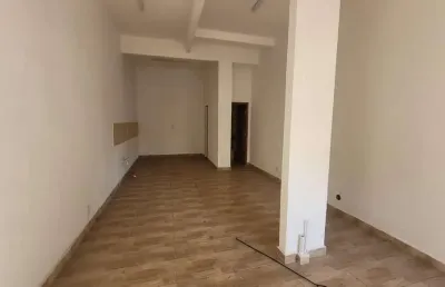 Loja para locação em juiz de fora, cascatinha, 1 banheiro