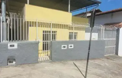 Casa para locação em juiz de fora, nossa senhora aparecida, 2 dormitórios, 2 banheiros