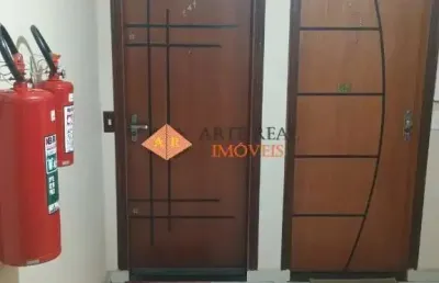 Apartamento com 2 quartos para alugar na Rua Arraial da Anta, 302, Vila Carmosina, São Paulo