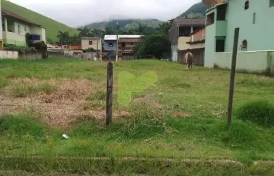 Terreno à venda na Avenida Miguel Peixoto Guimarães, Córrego do Ouro, Macaé