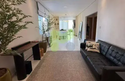 Casa linear, porteira fechada, à venda vale dos cristais.