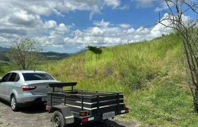 Terreno com vista deslumbrante no alto das palmeiras