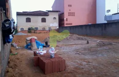 Terreno à venda na Rua Ilma Barreto Fernandes, Novo Cavaleiro, Macaé
