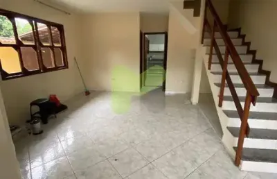 Casa para aluguel, 3 quartos, 1 suíte, 1 vaga, mirante da lagoa - macaé/rj