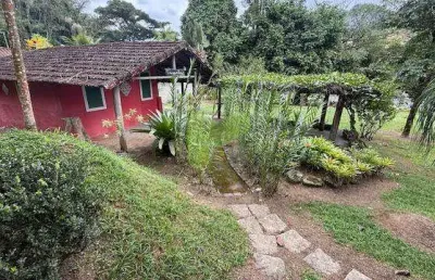 Chácara à venda na serra de macaé – beira rio, na figuiera branca