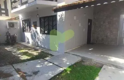 Alugo casa com 3 quartos sendo 2 suítes no mirante da lagoa
