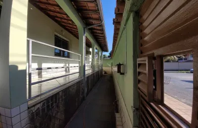Casa em ipatinga b. veneza  próximo do centro da cidade