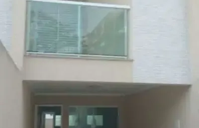 Lindo sobrado na região da vila ré em excelente localização