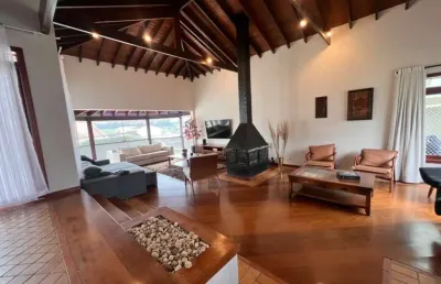 Casa em condomínio fechado com 5 quartos à venda na Estrada do Itapeti, 100, Parque Residencial Itapeti, Mogi das Cruzes