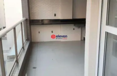 Apartamento de alto padrão na quadra da praia do embaré: conforto e sofisticação em um só lugar!