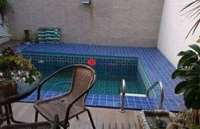 Sobrado tríplex 4 dormitórios sendo 2 suítes no bairro do marapé