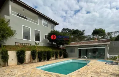 Casa nova reformada com lazer completo no condomínio country felix, em bom jesus dos perdões