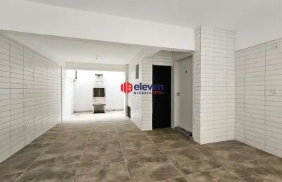Novo sobrado duplex em condomínio village com piscina no macuco, santos-sp