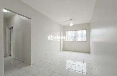 Apartamento reformado com 2 dormitórios em condomínio completo – vila belmiro, santos/sp
