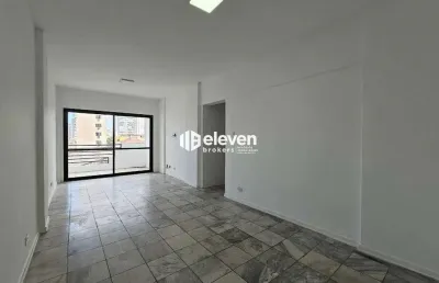 Apartamento com sacada à venda na ponta da praia - santos/sp