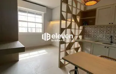 Apartamento tipo studio, reformado, frente mar, ponta da praia