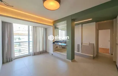 Apartamento reformado à venda no embaré – prédio frente mar