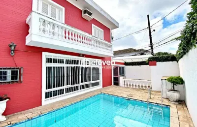 Casa com 3 quartos para alugar na Rua Oswaldo Cochrane, Embaré, Santos