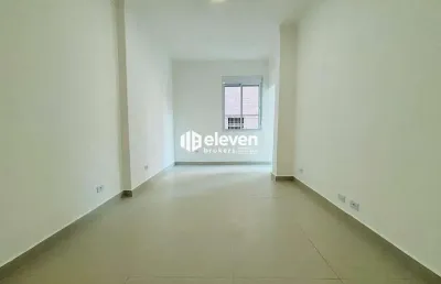 Apartamento à venda no josé menino – reformado, suíte e varanda!