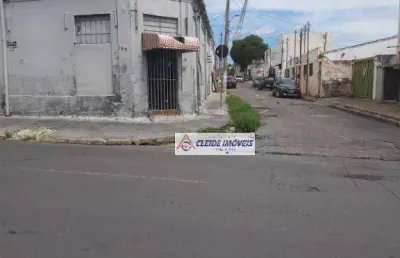 Salão comercial de esquina, 01 casa e 02 terrenos a vendar$1.600.000,00 avenida miranda reis esquina com a rua carlos borralho, bairro: poção, cuiabá