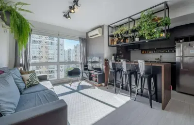 Apartamento com 2 quartos à venda na rua bezerra de menezes, 623, passo da areia, porto alegre por r$ 590.000