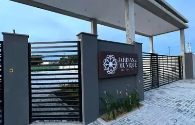 Casa em condomínio fechado com 2 quartos à venda no centro, aquiraz  por r$ 270.000