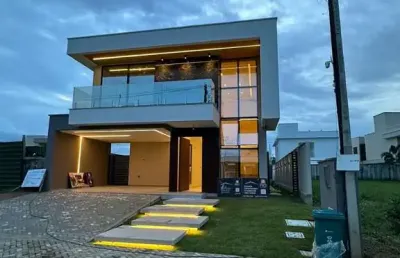 Casa de luxo em condomínio na cidade alpha, eusébio-ce: 3 quartos, 3 suítes, 4 banheiros, 4 vagas de garagem, 273,84 m².