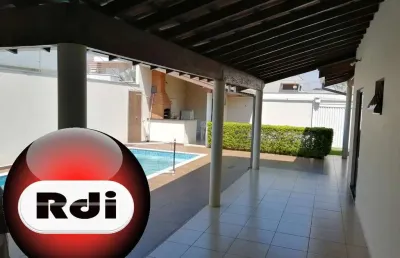 Casa com 3 quartos à venda na rua professora zulmira rameh saab, jardim terramérica i, americana, 300 m2 por r$ 490.000
