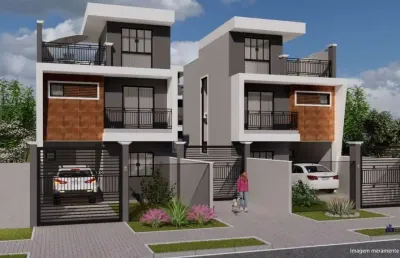 Casa à venda na Rua Tucum, 26, Uberaba, Curitiba