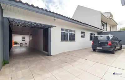 Casa com 4 quartos à venda na rua coronel josé leal fontoura, 49, xaxim, curitiba por r$ 950.000
