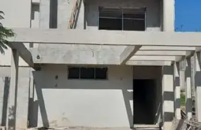 Sobrado, em construção, com 03 dormitórios, condomínio recanto tropical, taubaté/sp