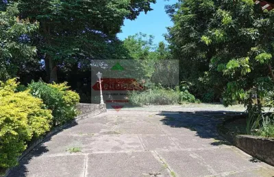 Ponto comercial com 9 salas para alugar no dos Guedes, Tremembé 