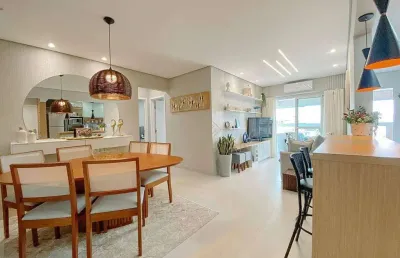 Apartamento com 2 quartos e vista mar à venda na praia grande!