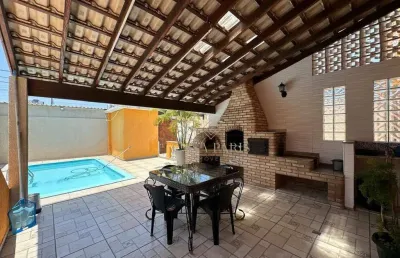 Sobrado com 3 dormitórios à venda, 167 m² por r$ 910.000,00 - tupi - praia grande/sp