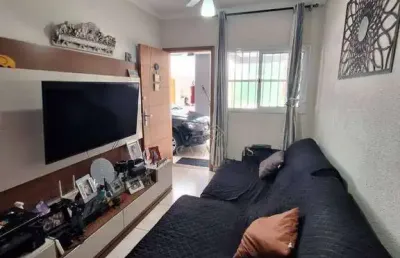 Sobrado com 2 dormitórios à venda, 73 m² por r$ 320.000 - sítio do campo - praia grande/sp