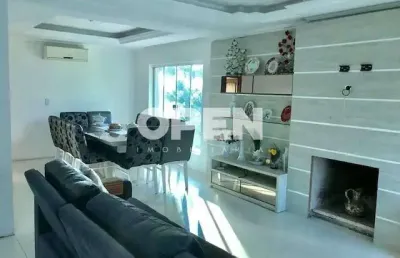 Casa com 5 quartos à venda na Rua Marquês de Olinda, São José, Canoas