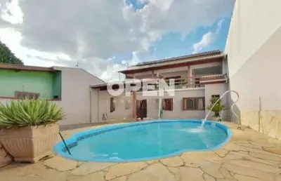 Casa com 4 quartos à venda na Rua Nicolau Seibel, Rio Branco, Canoas