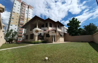 Sobrado 03 dormitórios , marechal rondon , canoas .