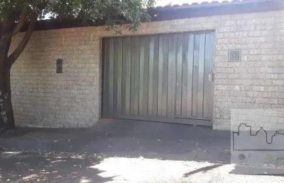 Casa com 3 quartos à venda na Rua Ozoardo Isaias, Jardim Santa Júlia III, Araraquara