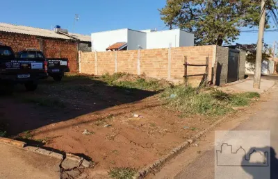 Terreno à venda na Rua Galileu Galilei, Parque São Paulo (Vila Xavier), Araraquara