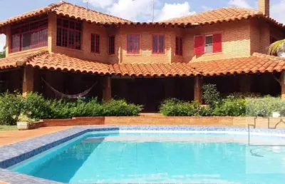 Chácara / sítio com 4 quartos à venda na Rua Edson Loretto, Chácara Flora Araraquara, Araraquara