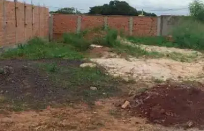 Terreno à venda na Avenida Edy Maria Albino da Cunha, Parque Gramado II, Araraquara