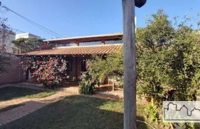 Casa com 3 dormitórios à venda, 199 m² por r$ 881.000,00 - cidade jardim - araraquara/sp