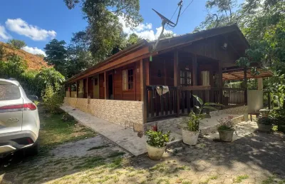Sitio em marechal floriano com 3 hectares, com 2 casas