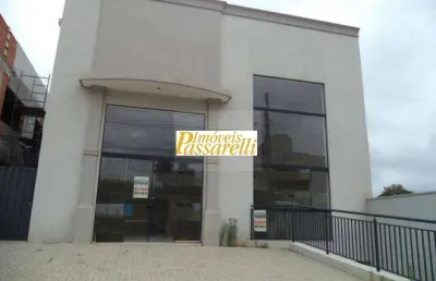 Sala comercial com 3 salas para alugar na Avenida Independência, 4146, Centro, Vinhedo