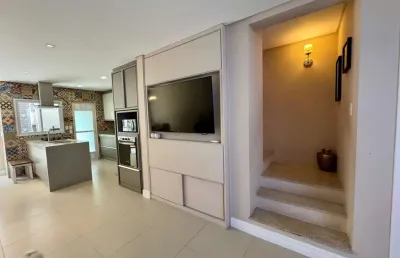 Casa em condomínio fechado com 3 quartos à venda na Rua Isid Dutra, Sambaqui, Florianópolis