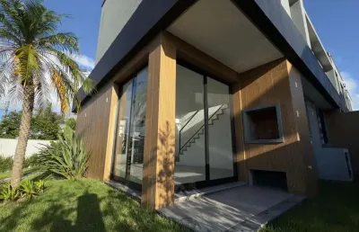 Casa em condomínio fechado com 3 quartos à venda na Rua Grumixama, Campeche, Florianópolis