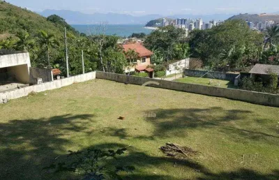 Aréa 630m²  com vista para o mar martim de sá caraguatatuba