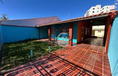Casa 3 quartos, piscina, churrasqueira, 900 metros da martim de sá caraguatatuba