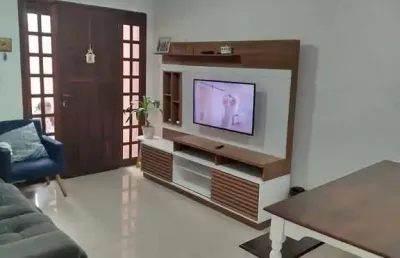 Casa com 2 quartos à venda na Rua Dois, Fragata, Pelotas